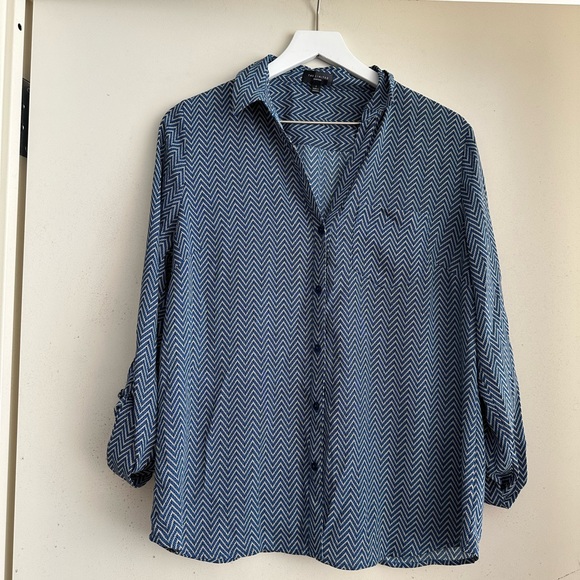 The Limited Blue Chevron Ashton Blouse - Picture 2 of 4